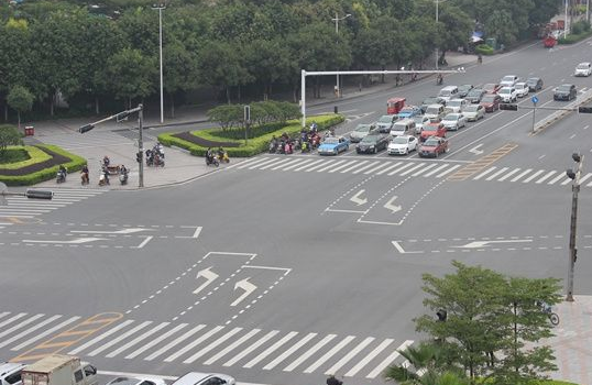 長沙租車提醒新交規實施后如何規范轉彎，避免被扣分